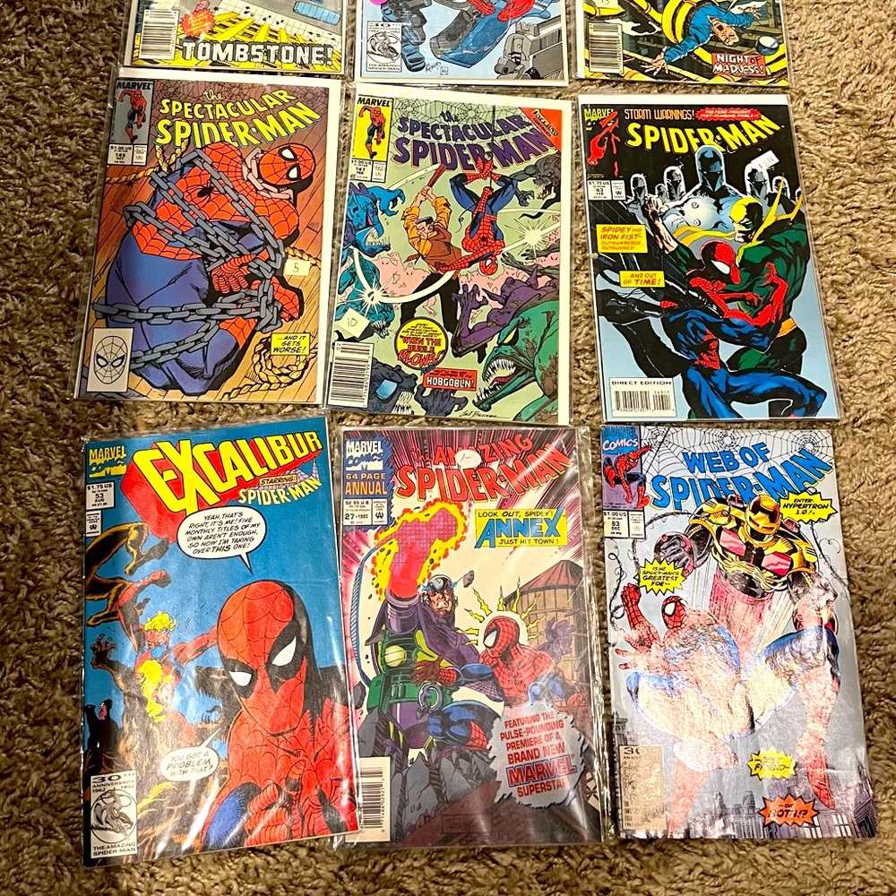 Exciting Spiderman Comic Book Collection - Picture 2 of 2